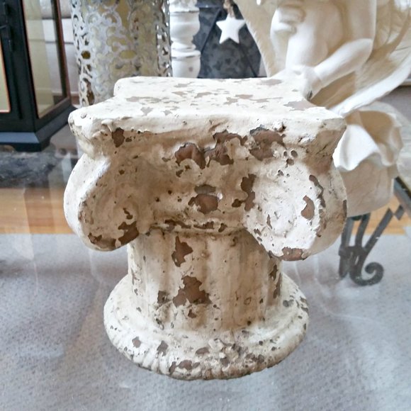 Chippy VINTAGE FARMHOUSE Concrete PEDESTAL Riser